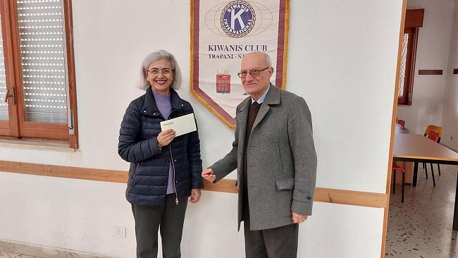 Il Kiwanis Trapani Saturno dona alla 