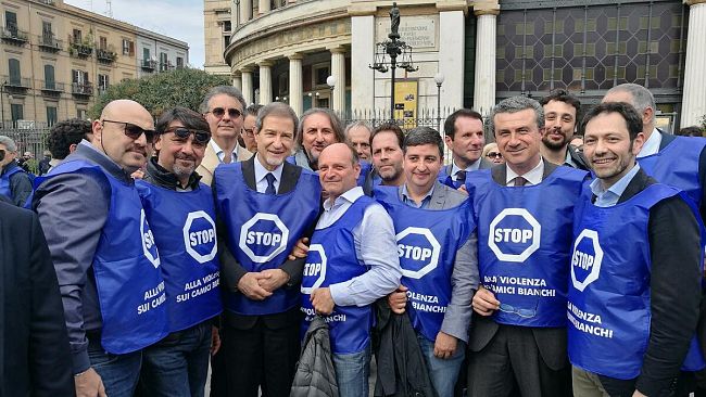 Sanità. No alla violenza, Ugl si schiera al fianco degli operatori sanitari