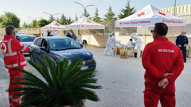 A Castelvetrano screening con 1434 tamponi rapidi e 32 positivi nel week-end