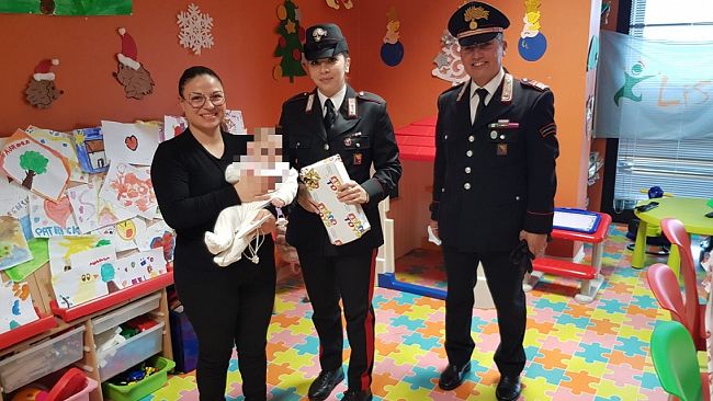Marsala: i carabinieri portano doni ai bambini ricoverati al Paolo Borsellino
