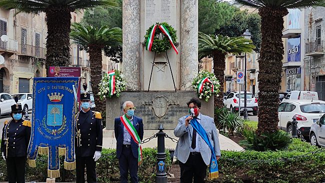 Il Monumento ai Caduti rimesso a nuovo dal gruppo  Eunomia 