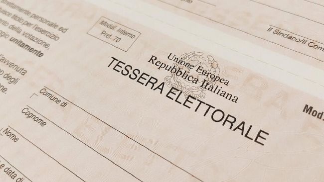 Mazara. Tessere elettorali neo maggiorenni all'Ufficio Messi