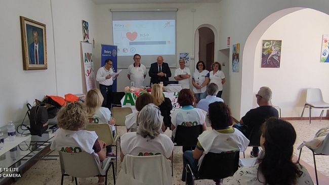 Mazara, i volontari dell'AVO partecipano al corso BLSD promosso dal Rotary Club