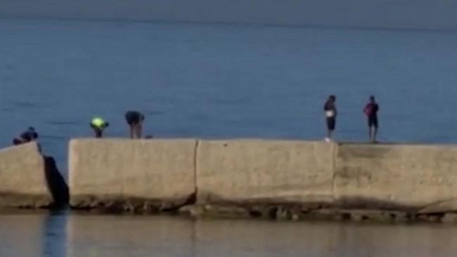 Mazara, sbarco di migranti nella “colmata B” vicinissima al porto. Effettuati controlli anti-covid19
