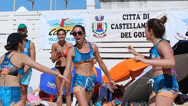 ​A Castellammare 35 squadre di beach volley danno vita alla 19ª Coast Cup