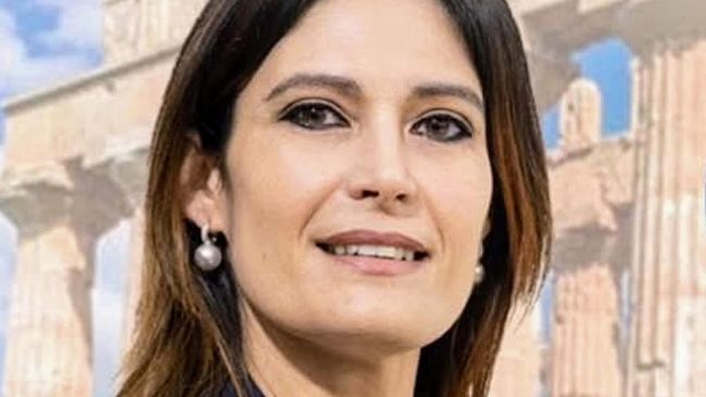 Dopo le polemiche la consigliera Gabriella Marchese accoglie il nuovo assessore Monia Rubbino