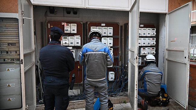 carini-i-carabinieri-scoprono-8-furbetti-dellenergia-elettrica