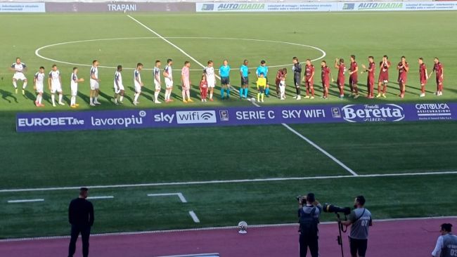 Calcio serie C, Trapani-Casertana 0-0 all'intervallo