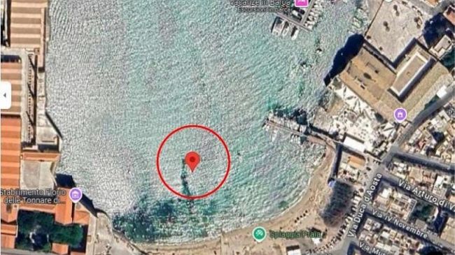 Favignana: ritrovato oggetto sospetto, interdetta temporaneamente area di mare antistante la spiaggia Praia 