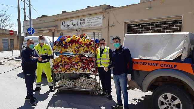 Mazara, Coronavirus, la ditta “Punto Fiori” dona fiori per tutti i defunti del cimitero comunale