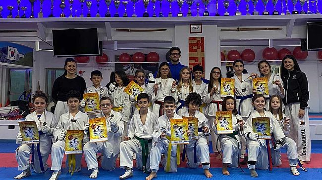 Taekwondo: Campionato Kim-Liu' Sicilia, 18 podi per la società mazarese ASD Taekwondo 2000 Team Marino