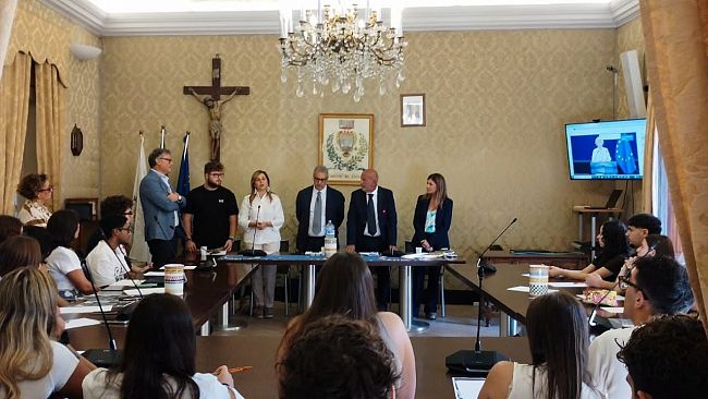 ​Erice, l’aula consiliare diventa una finestra sul futuro dell'Unione Europea