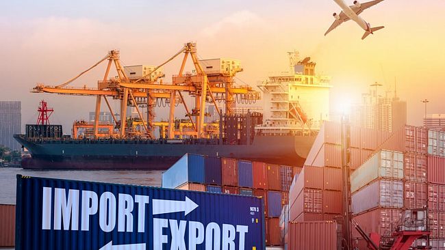 Sicilia: cresce l’export di tutti i settori, tranne i prodotti petroliferi raffinati e i chimici