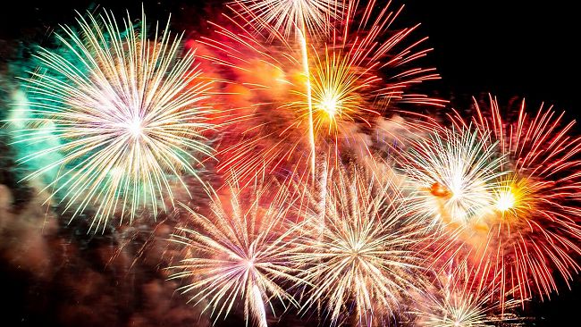 Capodanno 2022, vietati i fuochi d'artificio: arrivano le ordinanze dei sindaci