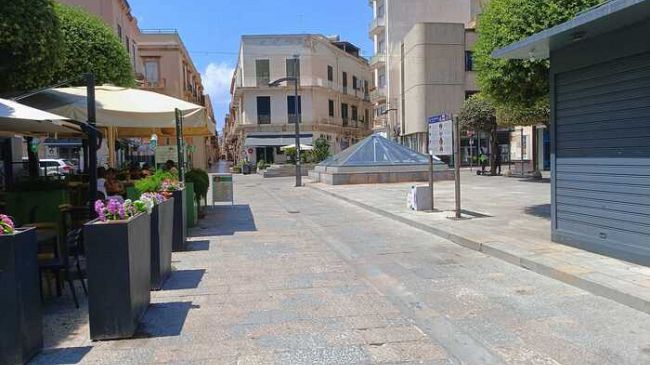 Piazza Matteotti: il PD di Marsala chiede il ripristino delle panchine rimosse