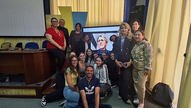 mazara-gli-studenti-del-liceo-adria-ballatore-a-lezione-di-legalita-con-lucia-borsellino-e-la-famiglia-canale