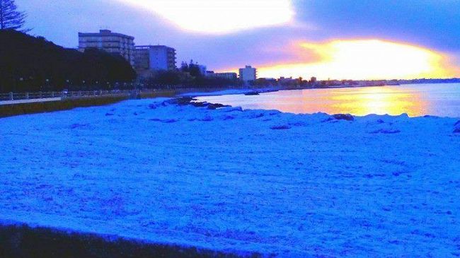 Mazara, foto-domanda 2014 sulla spiaggia in città (o stazione sciistica sul mare?)