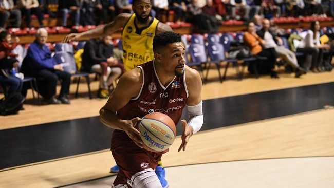 Basket, una Torino implacabile supera Trapani. Apprensione per Corbett e Spizzichini