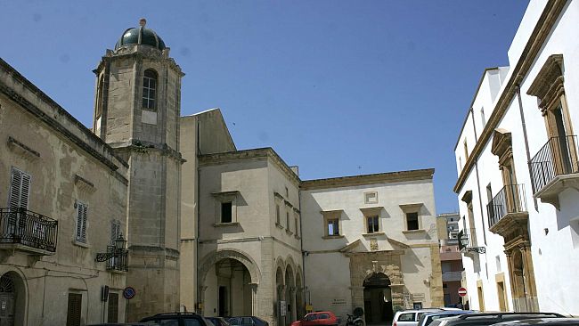 Piazza Carmine: divieto di sosta permanente e di circolazione. Lo dispone un’ordinanza sindacale, in vigore da lunedì prossimo