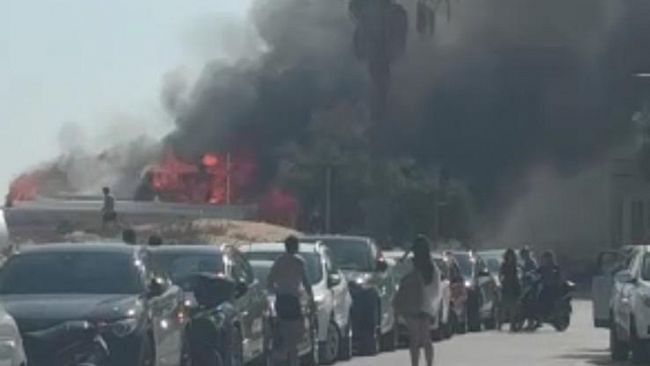 grave-incendio-al-lido-monnalisa-a-tre-fontane
