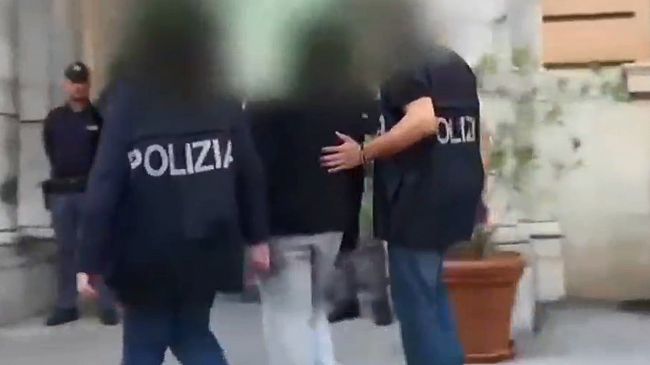 Giovani fermati per apologia: avrebbero inneggiato alla Jihad e al terrorismo