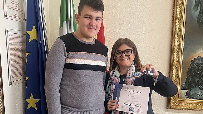 trapani-eccellenza-al-da-vinci-angelo-gabriele-tempesta-vola-alla-finale-nazionale-dei-giochi-matematici