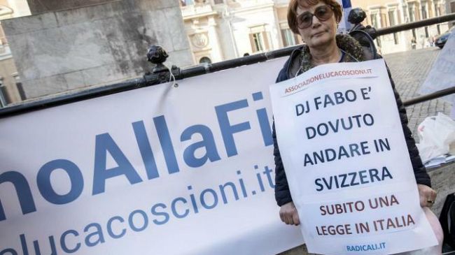 Il “Biotestamento” è legge: ok dal Senato con 180 Sì (71 No). Cosa prevede il provvedimento?