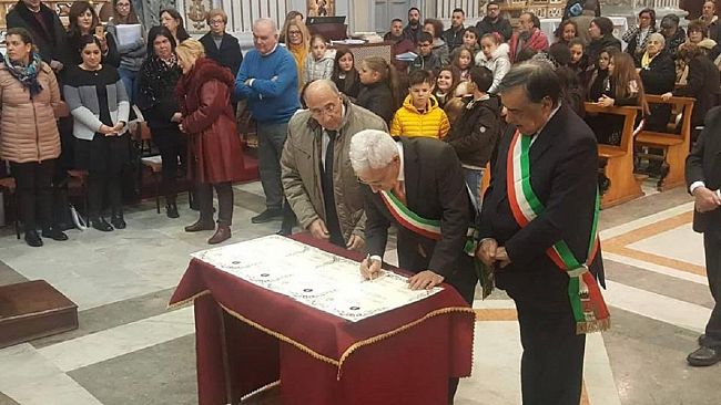 L’Amministrazione sottoscrive gemellaggio per la beatificazione del principe di Palagonia, protettore dei sindaci