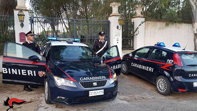 Operazione dei Carabinieri contro lo sfruttamento della prostituzione. Tre misure cautelari emesse