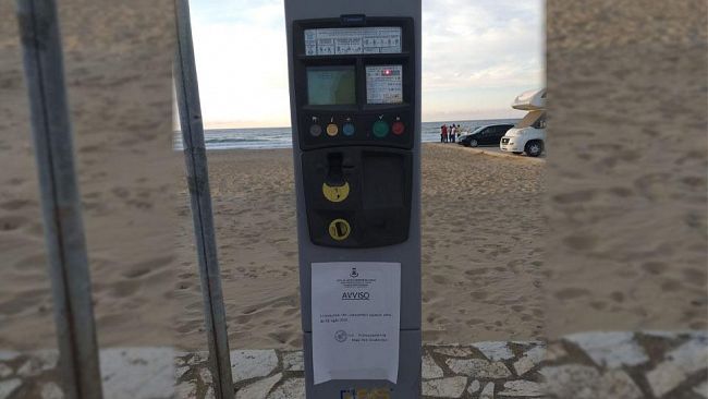 Castellammare, ritorna la sosta a pagamento in centro spiaggia Playa e Guidaloca