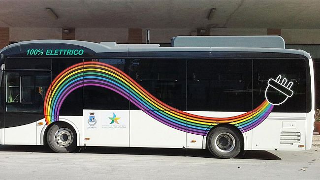 Marsala, trasporto urbano gratuito per disabili e anziani. La nuova procedura per il rilascio delle tessere