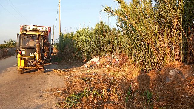 Abbandono rifiuti: maxi bonifica a Petrosino, individuati i primi trasgressori