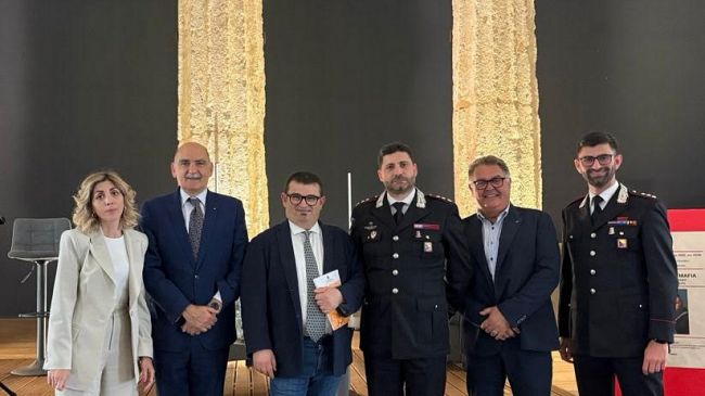 a-selinunte-il-generale-giuseppe-governale-ha-presentato-il-suo-saggio-radici-di-mafia