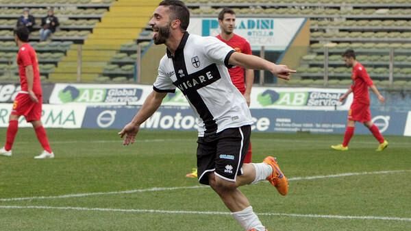 Trapani Calcio, dal Parma arriva il centrocampista Francesco Corapi