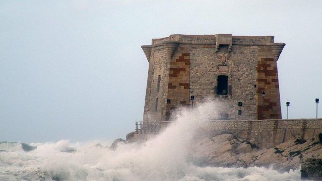 Trapani, nuova allerta gialla: in arrivo forti piogge, mareggiate e venti ad 80 Km/h