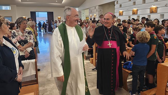 Mazara, la comunità della Chiesa di San Pietro ha accolto il nuovo parroco don Francesco Fiorino  