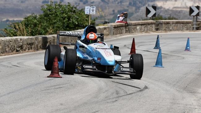 122 piloti pronti a sfidarsi al 