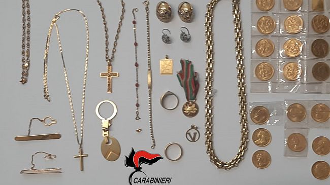 Trapani, truffe agli anziani: arrestato un altro truffatore che si spacciava per carabiniere