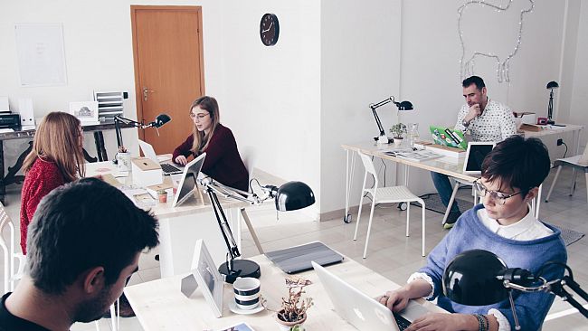 “Periferica Coworking”, nasce a Mazara il primo spazio dedicato a professionisti, studenti e creativi