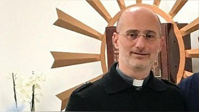 Mazara, messaggi di solidarietà a don Favata a seguito aggressione