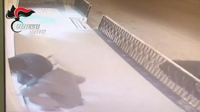 VIDEO- Marsala, sventato tentato furto da 20mila euro