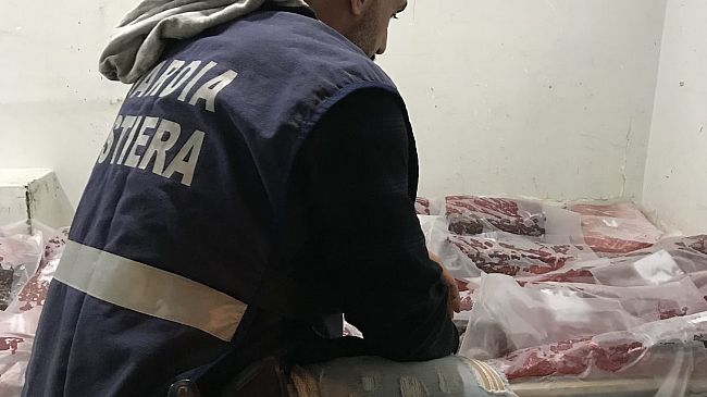 Trapani, blitz della Guardia Costiera al porto peschereccio