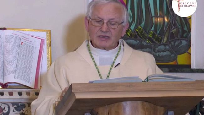 Trapani, stop ad obbligo dei guanti in chiesa. La decisione del vescovo Fragnelli