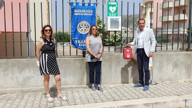 Un nuovo defibrillatore per il territorio ericino 