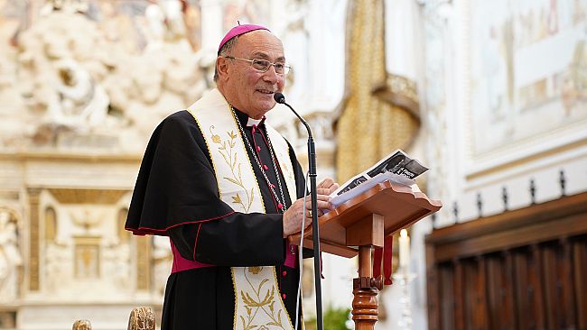 Diocesi, il Vescovo Giurdanella ai maturandi: 