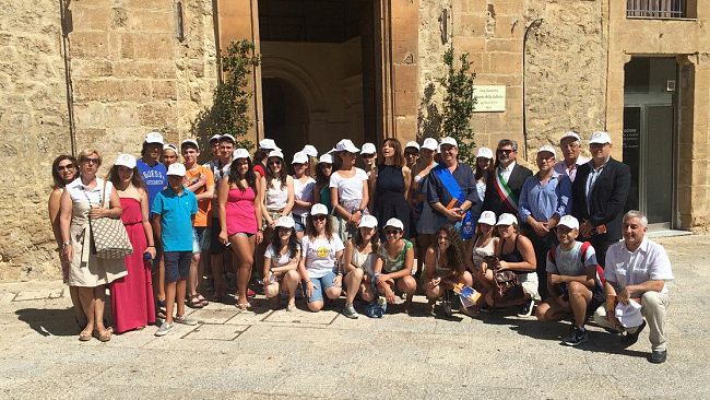 CASTELVETRANO – I giovani del Summer Camp ricevuti in Aula Consiliare