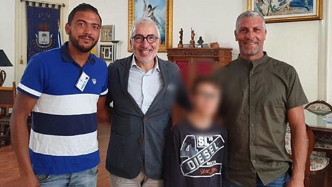 Il Sindaco Alfano incontra gli eroici cittadini che disarmarono l’extracomunitario nel parcheggio della LIDL