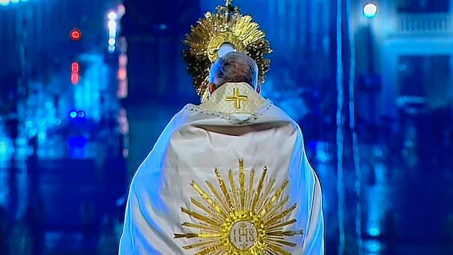 Storica implorazione di Papa Francesco in una Piazza San Pietro deserta