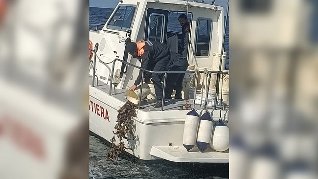 La Capitaneria di Trapani in prima linea per la tutela dell’ambiente marino: denunciati 5 pescatori abusivi