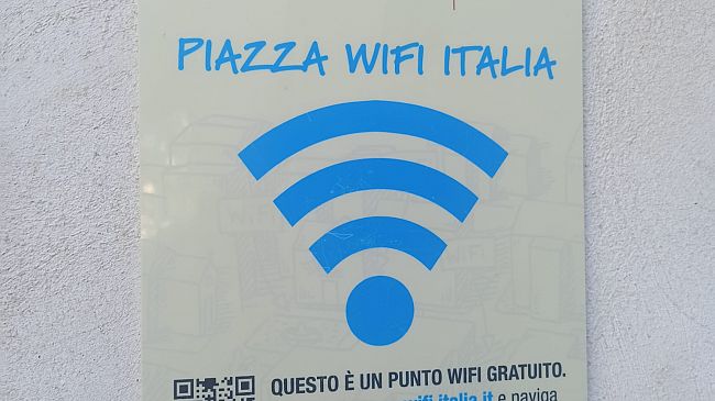 wifi-gratis-ad-alcamo-il-comune-rinnova-la-convenzione-con-infratel